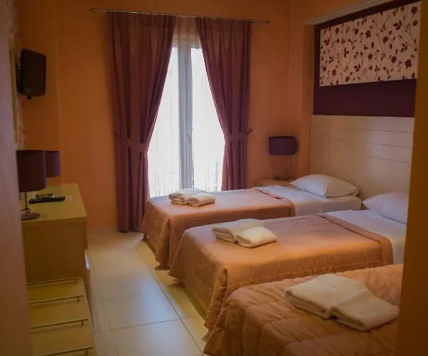 Lidra Hotel 3*